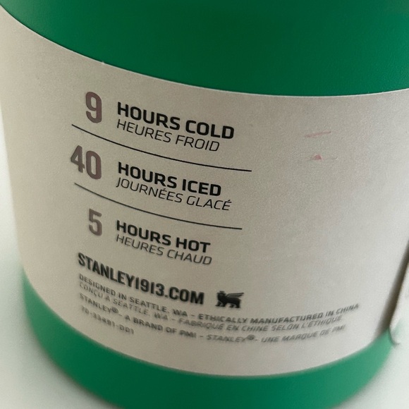 Stanley Emerald Green Quencher H2.0 Tumbler 30 oz - Picture 4 of 5
